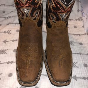 Navajo Boots